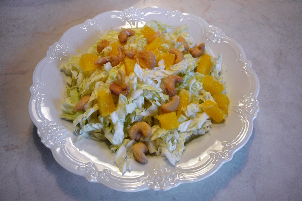 Chinakohlsalat mit Orangen und Cashewnüssen