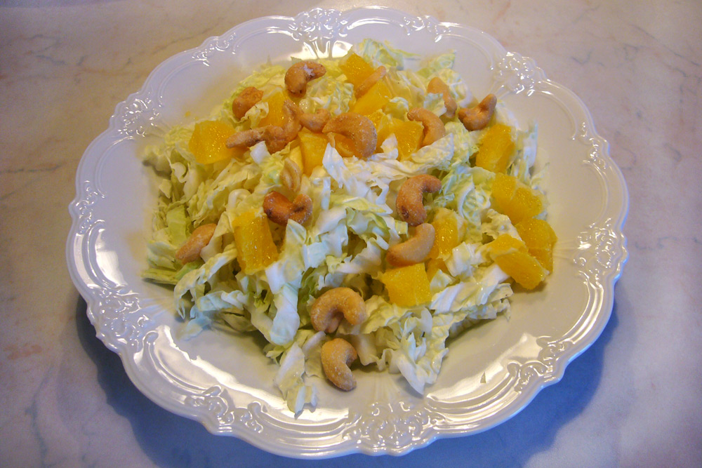 Chinakohlsalat mit Orangen und Cashewnüssen